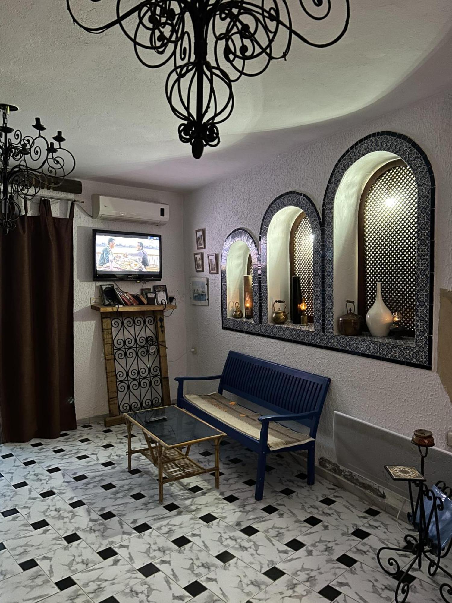Hotel L'Artisan Harqalah Exteriér fotografie