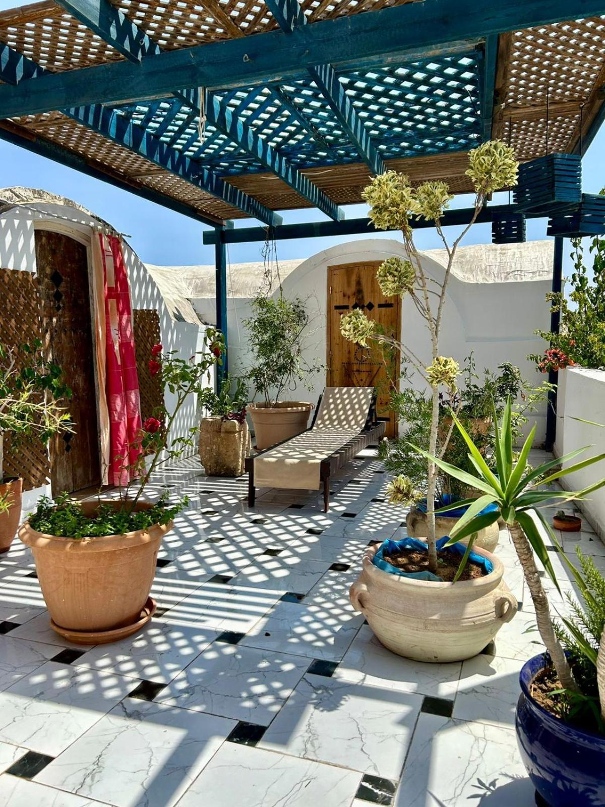 Hotel L'Artisan Harqalah Exteriér fotografie